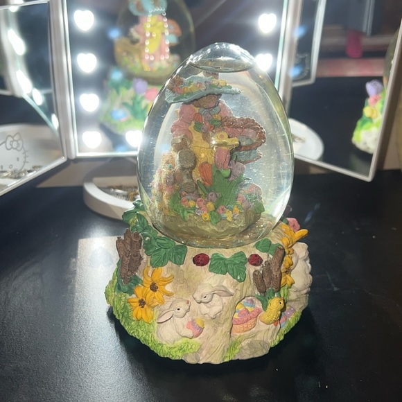 Vintage 90s Easter Bunny Music water Snow Globe Ceramic Peter Cotton Tale - Picture 3 of 10